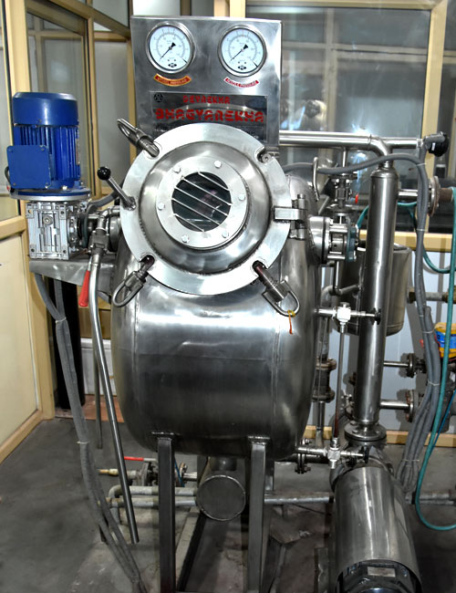 Soft flow machine for natural dye